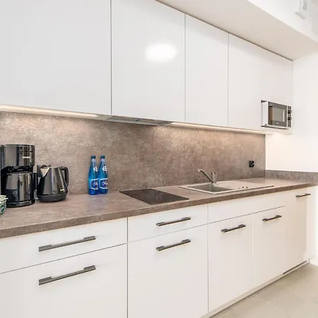 Aquamarina Prima Seaside By The By Renters Appartement *