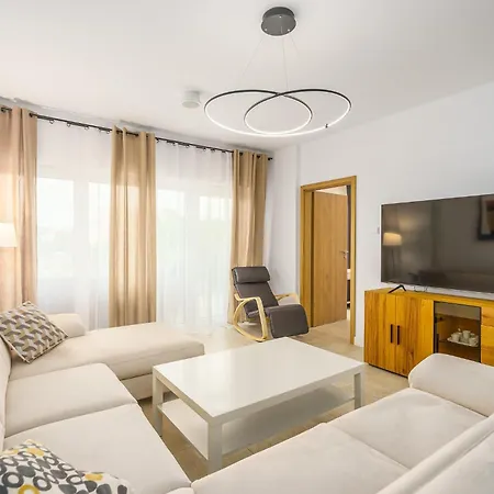 Aquamarina Prima Seaside By The By Renters Appartement *