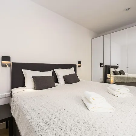 アパート Aquamarina Prima Seaside By The By Renters ミエンジズドロイェ