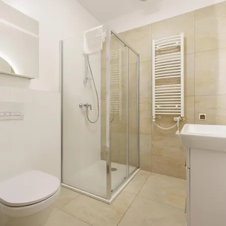 Aquamarina Prima Seaside By The By Renters *