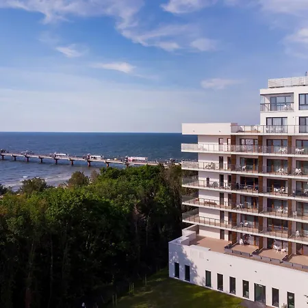 アパート Aquamarina Prima Seaside By The By Renters ミエンジズドロイェ